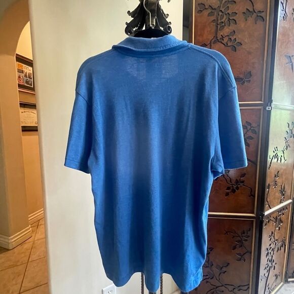 Old Navy L Blue Polo Style Tee! - Picture 2 of 7